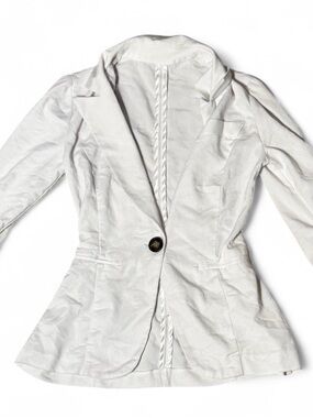 Ruched Three Quarter Sleeve Fitted White Blazer